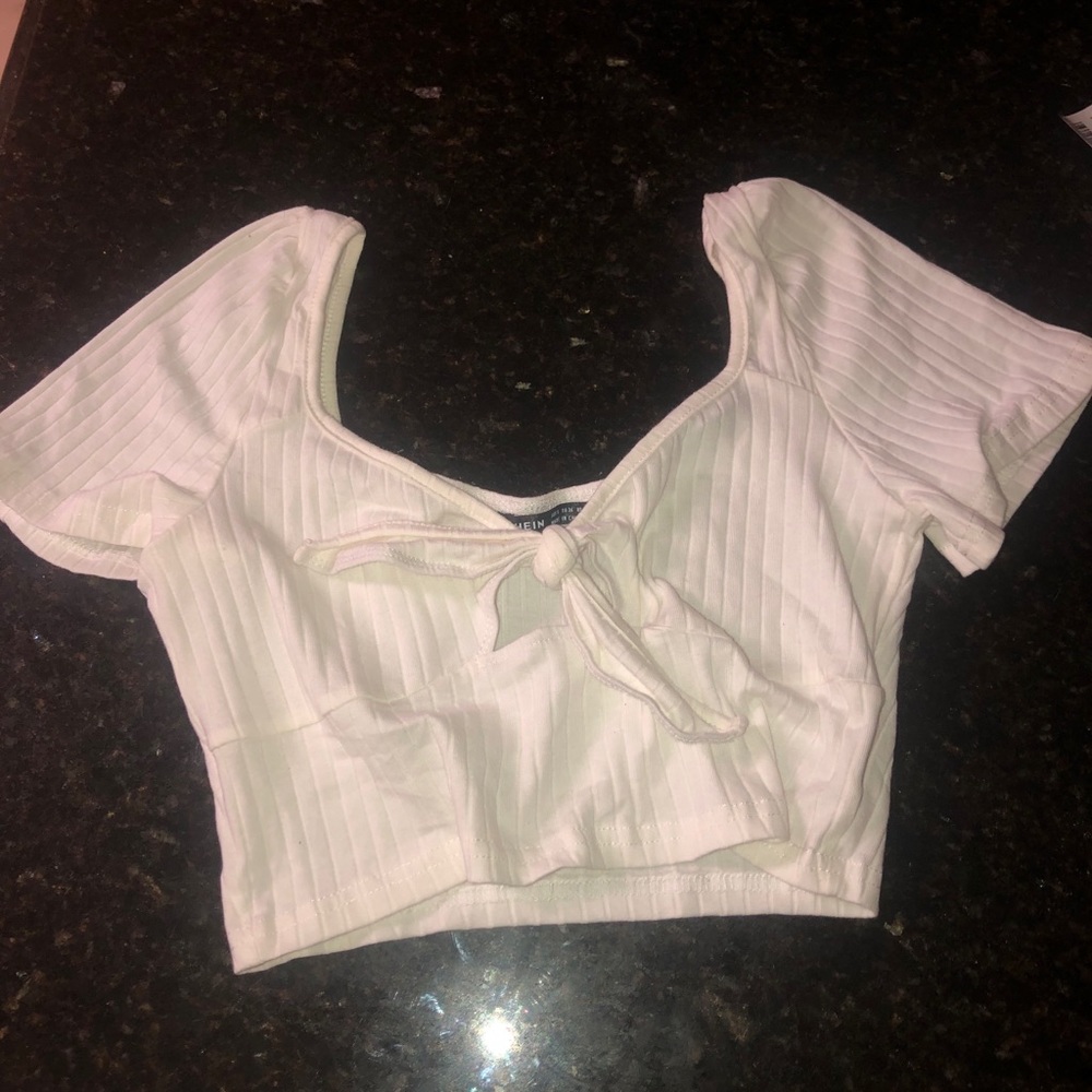 White crop top (only worn once)